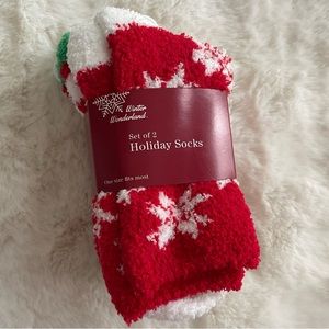NWT 2-Pack Holiday Socks